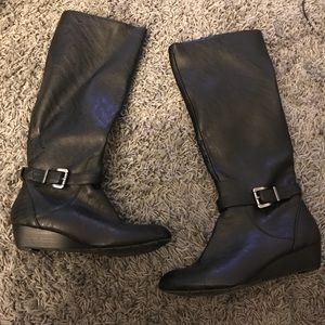 Jessica Simpson black boots size 8